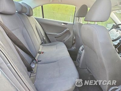 Zdjęcie 10 z 12 samochodu: 2013 VOLKSWAGEN JETTA BASE VIN:3VW1K7AJ2DM261886 - miniatura