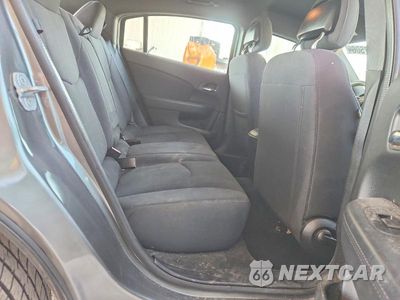Zdjęcie 10 z 12 samochodu: 2013 CHRYSLER 200 LX VIN:1C3CCBAB1DN583157 - miniatura
