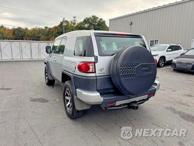 Drugie zdjęcie samochodu z przodu: 2008 TOYOTA FJ CRUISER BASE VIN:JTEBU11F48K023704 - miniatura