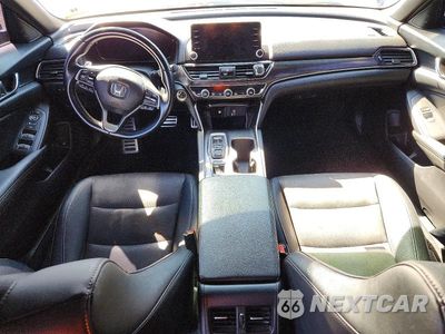 Zdjęcie 8 z 12 samochodu: 2019 HONDA ACCORD SPORT VIN:1HGCV2F35KA029410 - miniatura