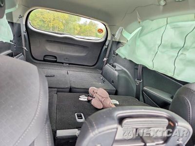 Zdjęcie 10 z 14 samochodu: 2019 KIA SORENTO LX VIN:5XYPGDA37KG552408 - miniatura