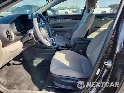 Zdjęcie 7 z 12 samochodu: 2019 KIA FORTE LXS VIN:3KPF24AD6KE132655 - miniatura