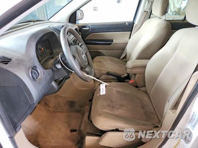 Zdjęcie 7 z 12 samochodu: 2016 JEEP COMPASS SPORT VIN:1C4NJCBA3GD518634 - miniatura