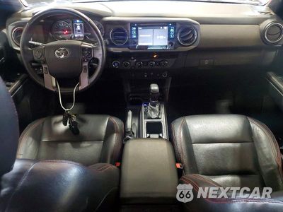 Zdjęcie 8 z 12 samochodu: 2018 TOYOTA TACOMA TRD SPORT VIN:3TMDZ5BNXJM042767 - miniatura