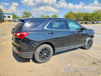 Trzecie zdjęcie samochodu z tyłu: 2020 CHEVROLET EQUINOX LT VIN:2GNAXUEVXL6104350 - miniatura