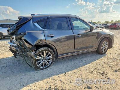 Trzecie zdjęcie samochodu z tyłu: 2025 MAZDA CX-5 SIGNATURE VIN:JM3KFBXY6S0624815 - miniatura