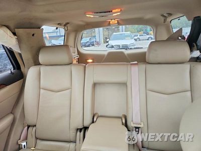 Zdjęcie 10 z 14 samochodu: 2008 CADILLAC SRX VIN:1GYEE637080173672 - miniatura