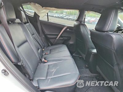 Zdjęcie 11 z 13 samochodu: 2017 TOYOTA RAV4 SE VIN:2T3JFREV4HW588889 - miniatura