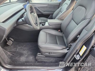 Zdjęcie 7 z 12 samochodu: 2026 TESLA MODEL Y VIN:7SAYGDED9TA707105 - miniatura