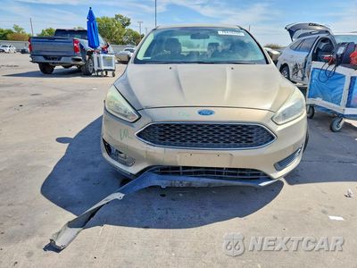 Piąte zdjęcie samochodu w środku: 2015 FORD FOCUS SE VIN:1FADP3F21FL221465 - miniatura