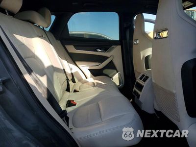 Zdjęcie 10 z 13 samochodu: 2024 JAGUAR F-PACE R-DYNAMIC S VIN:SADCT2EX2RA733037 - miniatura