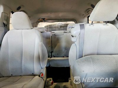 Zdjęcie 10 z 14 samochodu: 2011 TOYOTA SIENNA LE VIN:5TDKK3DC4BS050747 - miniatura