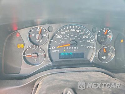 Zdjęcie 9 z 13 samochodu: 2017 CHEVROLET EXPRESS G2500 VIN:1GCWGAFF0H1346630 - miniatura