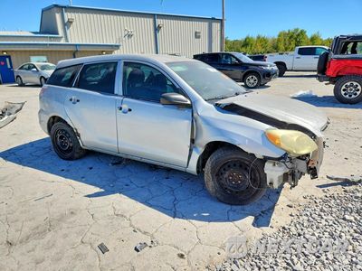 Czwarte zdjęcie samochodu z boku: 2005 TOYOTA MATRIX BASE VIN:2T1KR32E95C347476 - miniatura