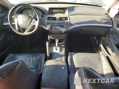 Zdjęcie 8 z 12 samochodu: 2012 HONDA ACCORD SE VIN:1HGCP2F66CA068593 - miniatura