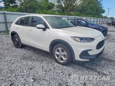 Czwarte zdjęcie samochodu z boku: 2025 HONDA HR-V LX VIN:3CZRZ1H37SM726210 - miniatura