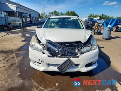 Piąte zdjęcie samochodu w środku: 2014 SUBARU LEGACY 2.5I VIN:4S3BMBA65E3033318 - miniatura