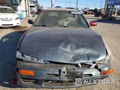 Piąte zdjęcie samochodu w środku: 1998 NISSAN MAXIMA GXE VIN:JN1CA21D8WM915528 - miniatura