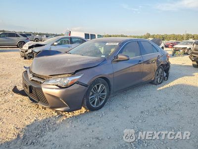 2015 TOYOTA CAMRY SE 4T1BF1FK3FU066089 - główne zdjęcie licytacji z USA - miniatura