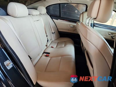Zdjęcie 10 z 12 samochodu: 2012 BMW 528 XI VIN:WBAXH5C53CDW10514 - miniatura