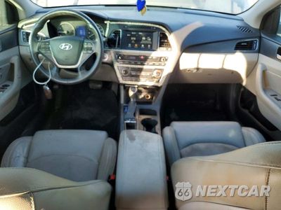 Zdjęcie 8 z 12 samochodu: 2017 HYUNDAI SONATA SPORT VIN:5NPE34AF7HH475554 - miniatura