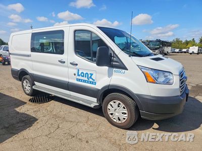 Czwarte zdjęcie samochodu z boku: 2019 FORD TRANSIT T-250 VIN:1FTYR1YM5KKA72423 - miniatura