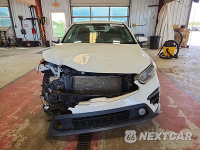 Piąte zdjęcie samochodu w środku: 2019 KIA FORTE FE VIN:3KPF24AD6KE097499 - miniatura