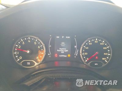 Zdjęcie 9 z 13 samochodu: 2018 JEEP RENEGADE SPORT VIN:ZACCJBAB0JPG79995 - miniatura