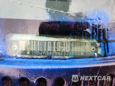Zdjęcie 12 z 12 samochodu: 2004 CHEVROLET SILVERADO K3500 VIN:1GBJK34134E175522 - miniatura