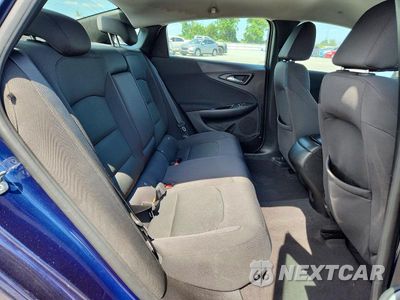 Zdjęcie 10 z 12 samochodu: 2017 CHEVROLET MALIBU LS VIN:1G1ZB5ST9HF230112 - miniatura