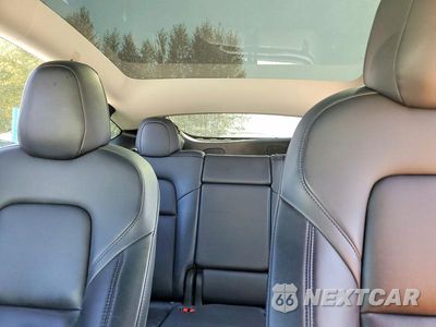 Zdjęcie 10 z 14 samochodu: 2022 TESLA MODEL Y VIN:7SAYGDEF4NF539669 - miniatura