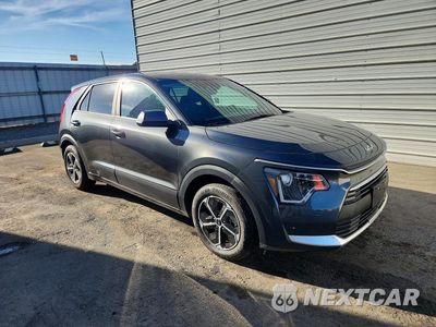 Czwarte zdjęcie samochodu z boku: 2026 KIA NIRO LX VIN:KNDCP3LE0T5331279 - miniatura