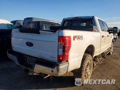 Trzecie zdjęcie samochodu z tyłu: 2019 FORD F250 SUPER DUTY VIN:1FT7W2B63KEF62314 - miniatura