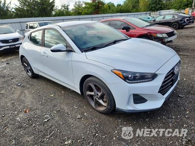 Czwarte zdjęcie samochodu z boku: 2019 HYUNDAI VELOSTER 2.0L VIN:KMHTG6AF9KU019720 - miniatura
