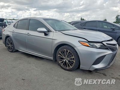 Czwarte zdjęcie samochodu z boku: 2019 TOYOTA CAMRY SE VIN:4T1B11HKXKU226152 - miniatura