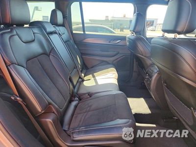 Zdjęcie 11 z 13 samochodu: 2025 JEEP GRAND CHEROKEE L LAREDO VIN:1C4RJJAG9S8758686 - miniatura