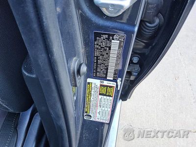 Zdjęcie 12 z 12 samochodu: 2019 TOYOTA COROLLA LE VIN:2T1BURHE5KC238324 - miniatura