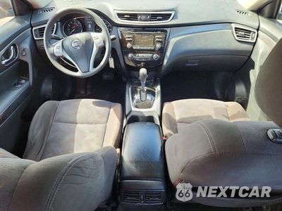 Zdjęcie 8 z 13 samochodu: 2015 NISSAN ROGUE S VIN:KNMAT2MV7FP586192 - miniatura