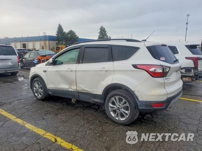 Drugie zdjęcie samochodu z przodu: 2018 FORD ESCAPE SE VIN:1FMCU0GD3JUC31653 - miniatura