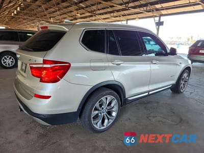 Trzecie zdjęcie samochodu z tyłu: 2017 BMW X3 XDRIVE28I VIN:5UXWX9C50H0T05610 - miniatura