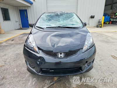 Piąte zdjęcie samochodu w środku: 2009 HONDA FIT SPORT VIN:JHMGE88479S002110 - miniatura