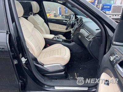 Piąte zdjęcie samochodu w środku: 2017 MERCEDES-BENZ GLS 63 AMG 4MATIC VIN:4JGDF7FE7HA897346 - miniatura