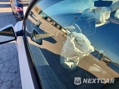 Zdjęcie 8 z 13 samochodu: 2023 TESLA MODEL Y VIN:7SAYGDEF2PA049456 - miniatura