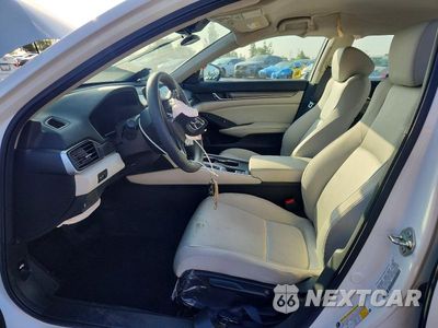 Zdjęcie 7 z 12 samochodu: 2018 HONDA ACCORD LX VIN:1HGCV1F18JA156983 - miniatura