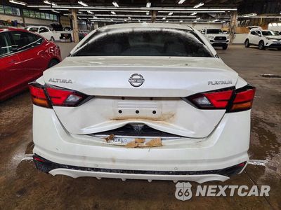 Zdjęcie 6 z 12 samochodu: 2019 NISSAN ALTIMA PLATINUM VIN:1N4BL4FV5KC184420 - miniatura