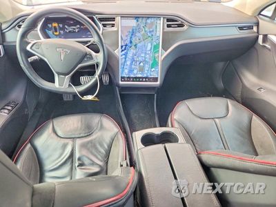 Zdjęcie 8 z 12 samochodu: 2013 TESLA MODEL S VIN:5YJSA1DP1DFP18165 - miniatura