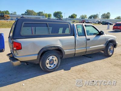 Trzecie zdjęcie samochodu z tyłu: 2001 GMC SONOMA VIN:1GTCS195118179082 - miniatura
