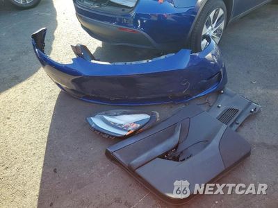 Zdjęcie 13 z 14 samochodu: 2020 TESLA MODEL Y VIN:5YJYGDEE8LF053853 - miniatura