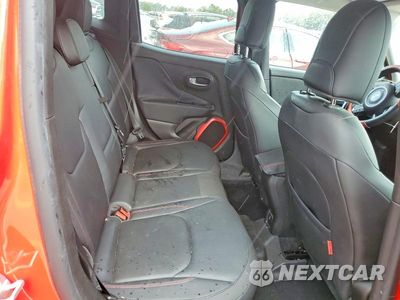 Zdjęcie 11 z 13 samochodu: 2016 JEEP RENEGADE TRAILHAWK VIN:ZACCJBCT0GPD56674 - miniatura
