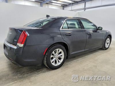 Trzecie zdjęcie samochodu z tyłu: 2015 CHRYSLER 300 LIMITED VIN:2C3CCAAGXFH929823 - miniatura